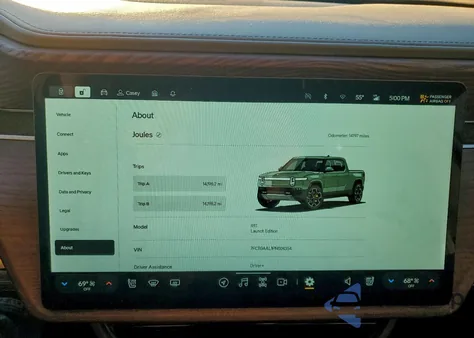 2023 Rivian R1T Launch Edition from USA, damaged, VIN 7FCTGAAL1PN024354